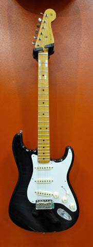 PREOWNED - Fender - Mexican Standard - Stratocaster Black