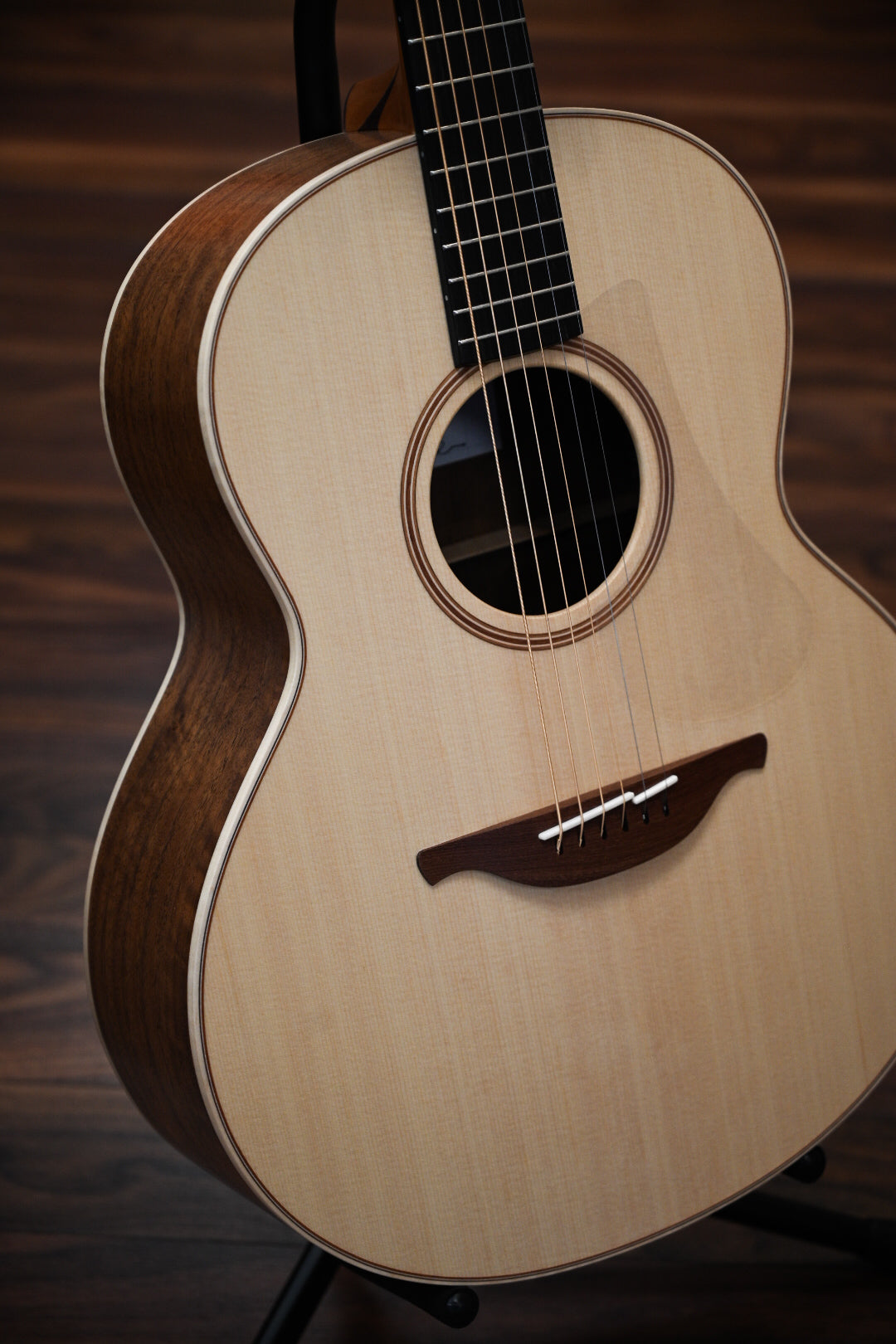 Lowden F-21