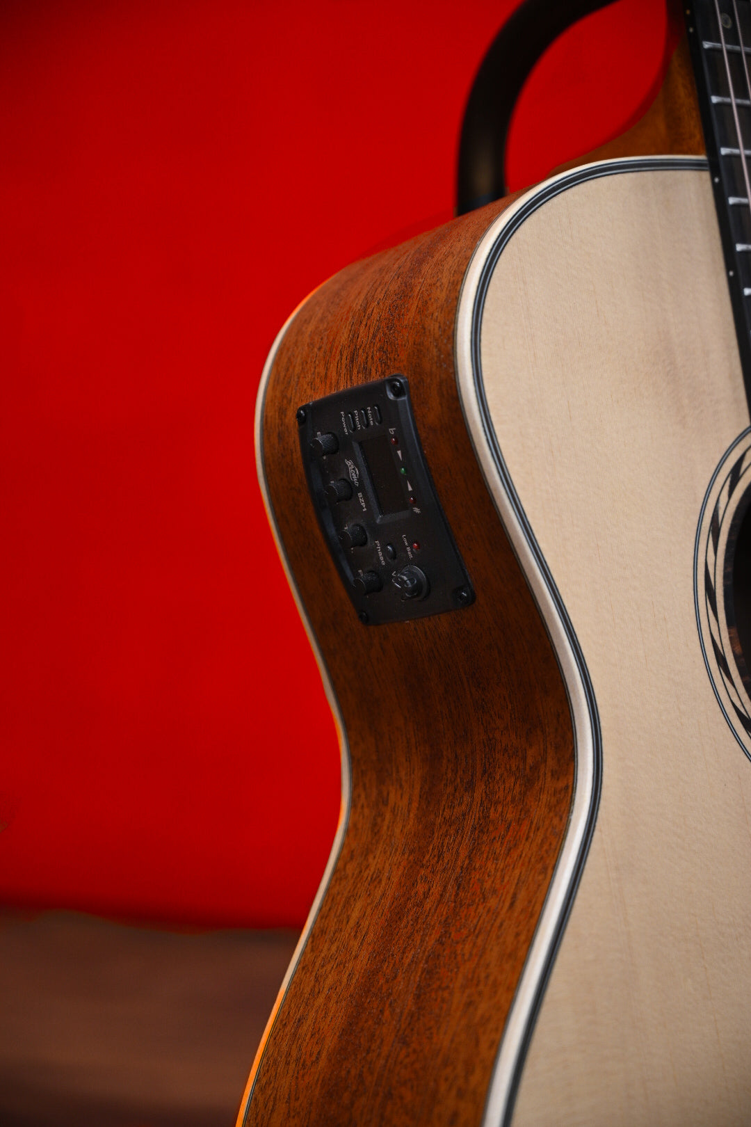 Bromo BAT2CE Tahoma Series Electro Acoustic Guitar