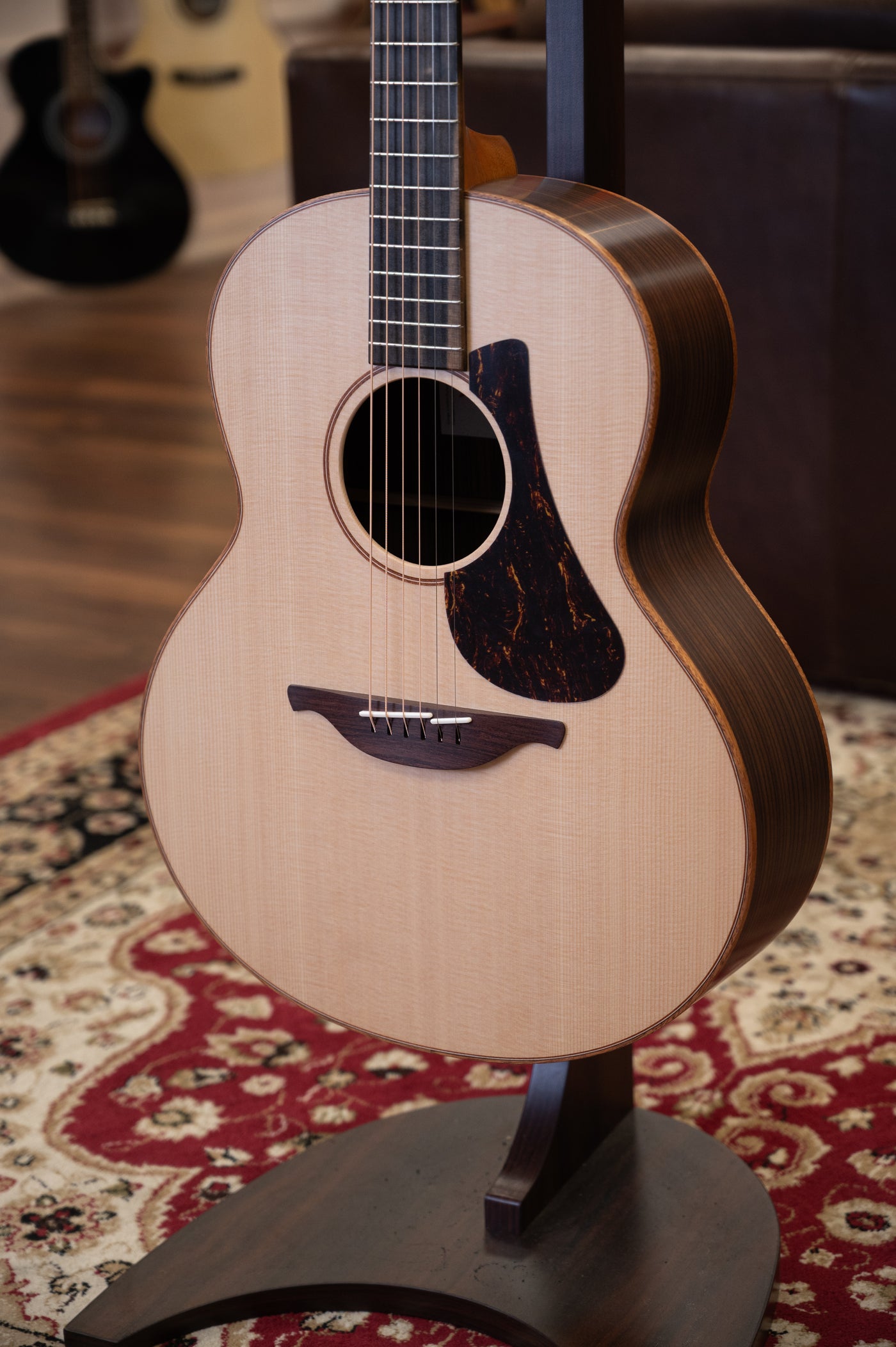 Lowden F-12