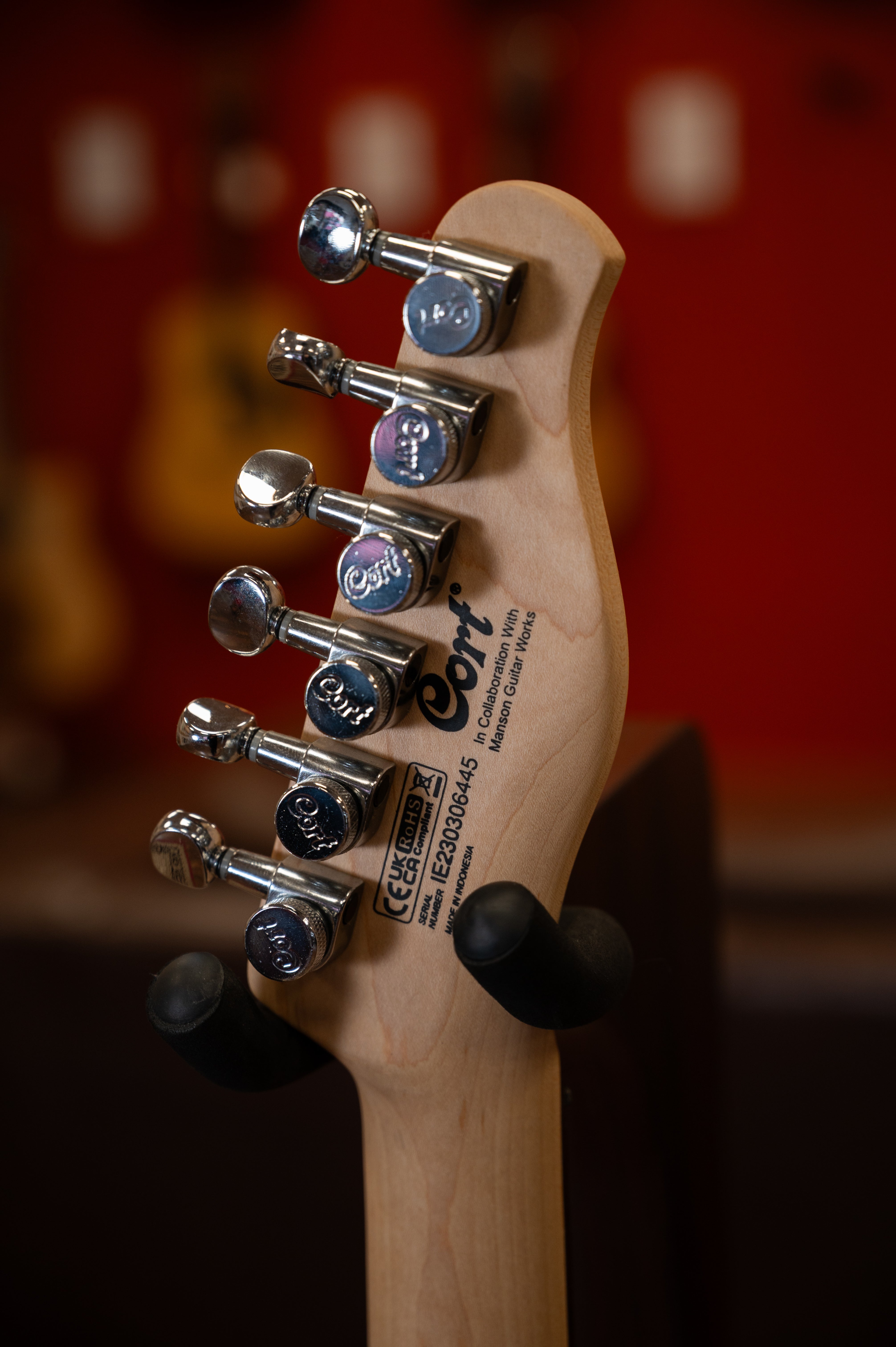 PRE-OWNED - Cort manson meta Left handed