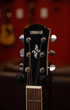 PRE-OWNED - Yamaha APX600 white