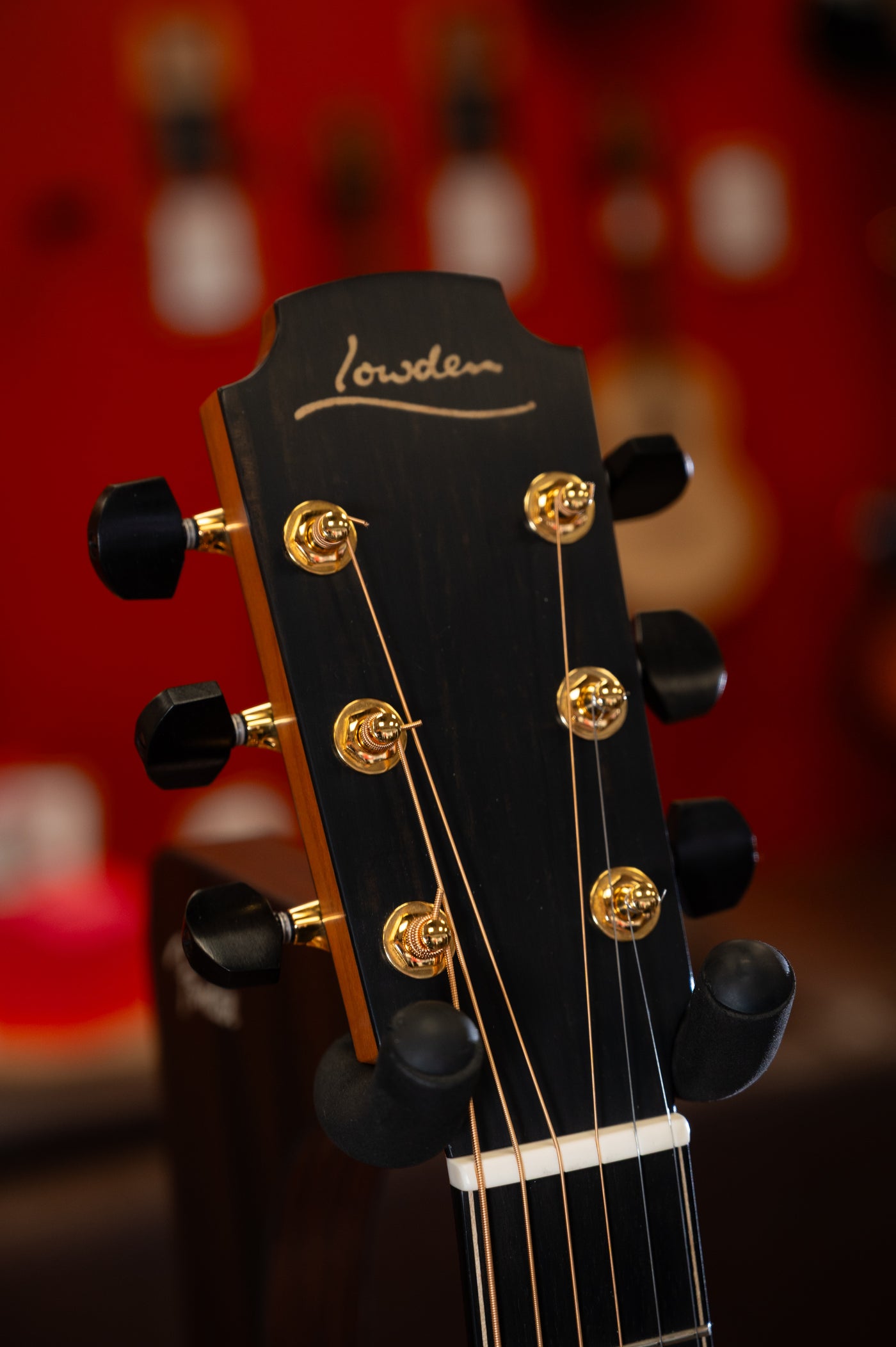PREOWNED - Lowden S35W
