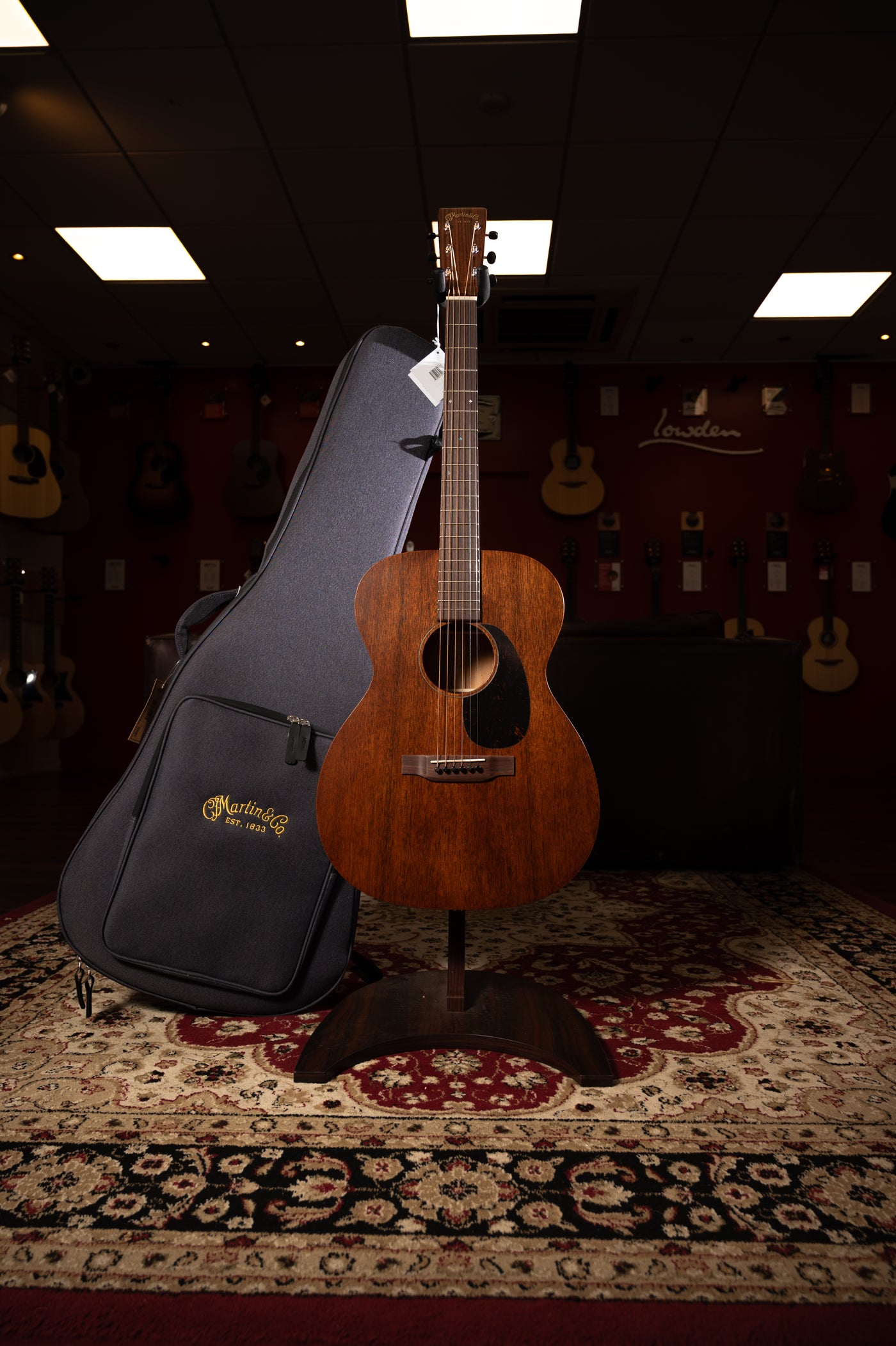 Martin 000-15ME UK Limited - Fishman Thinline Gold