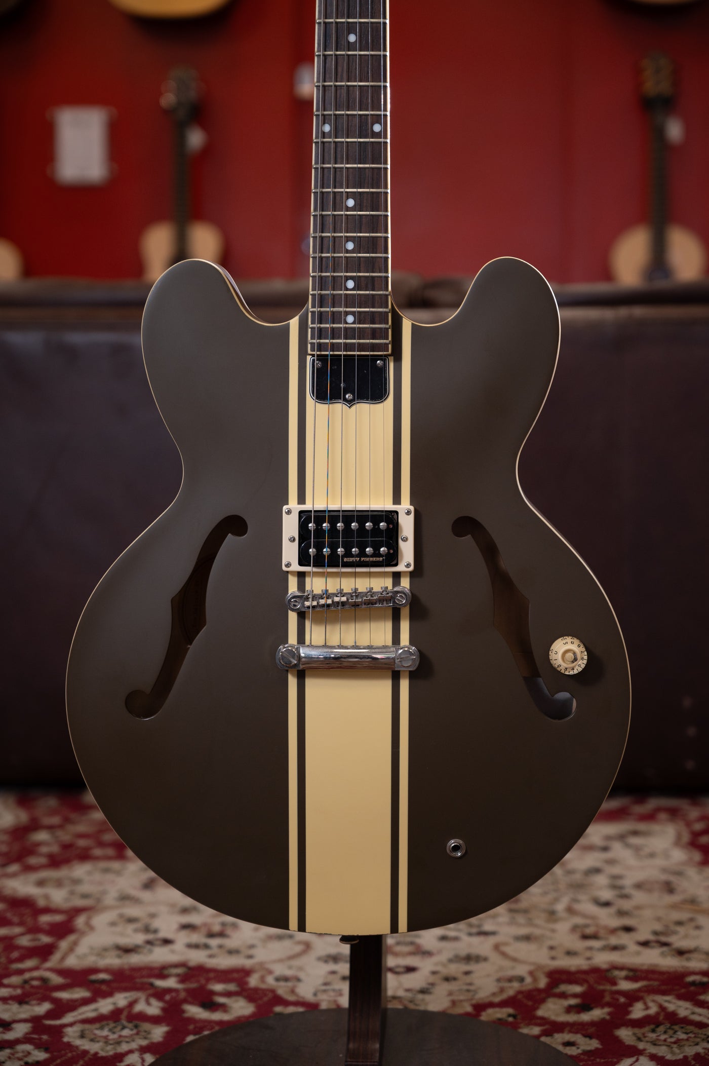 PRE-OWNED - Epiphone Tom Delonge ES-333