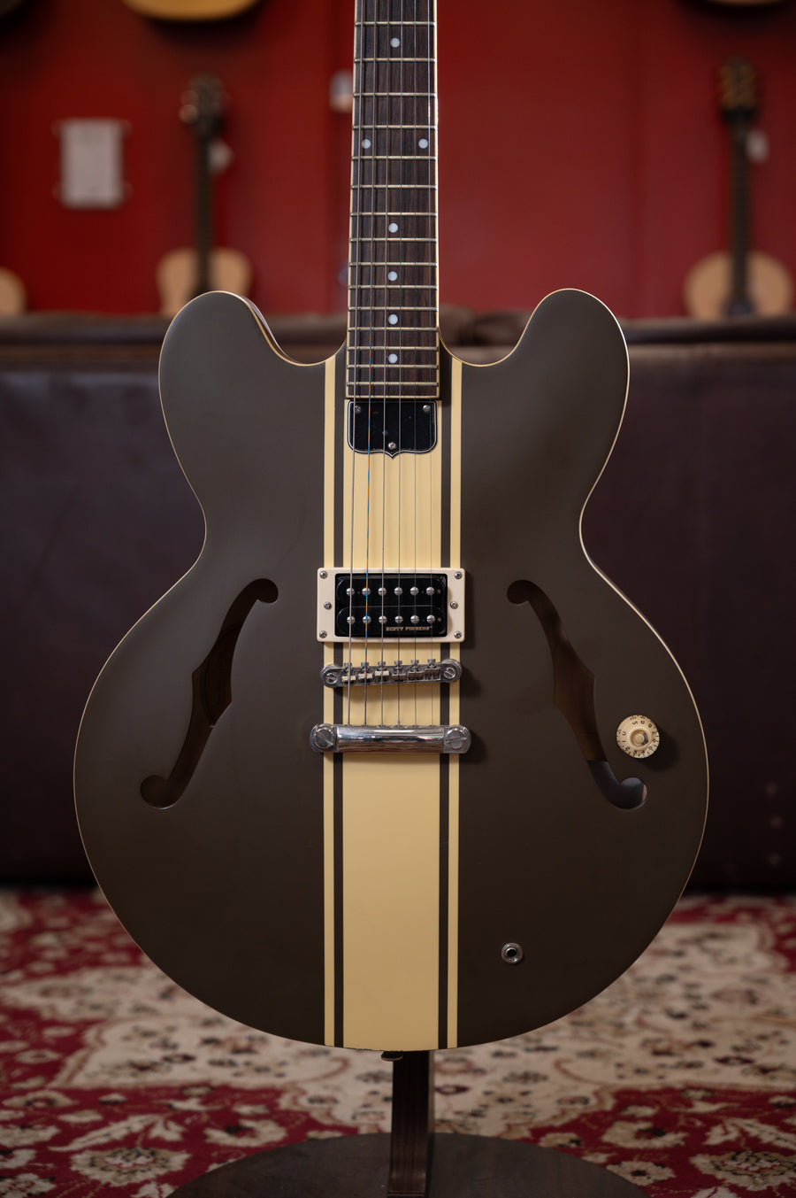 PRE-OWNED - Epiphone Tom Delonge ES-333