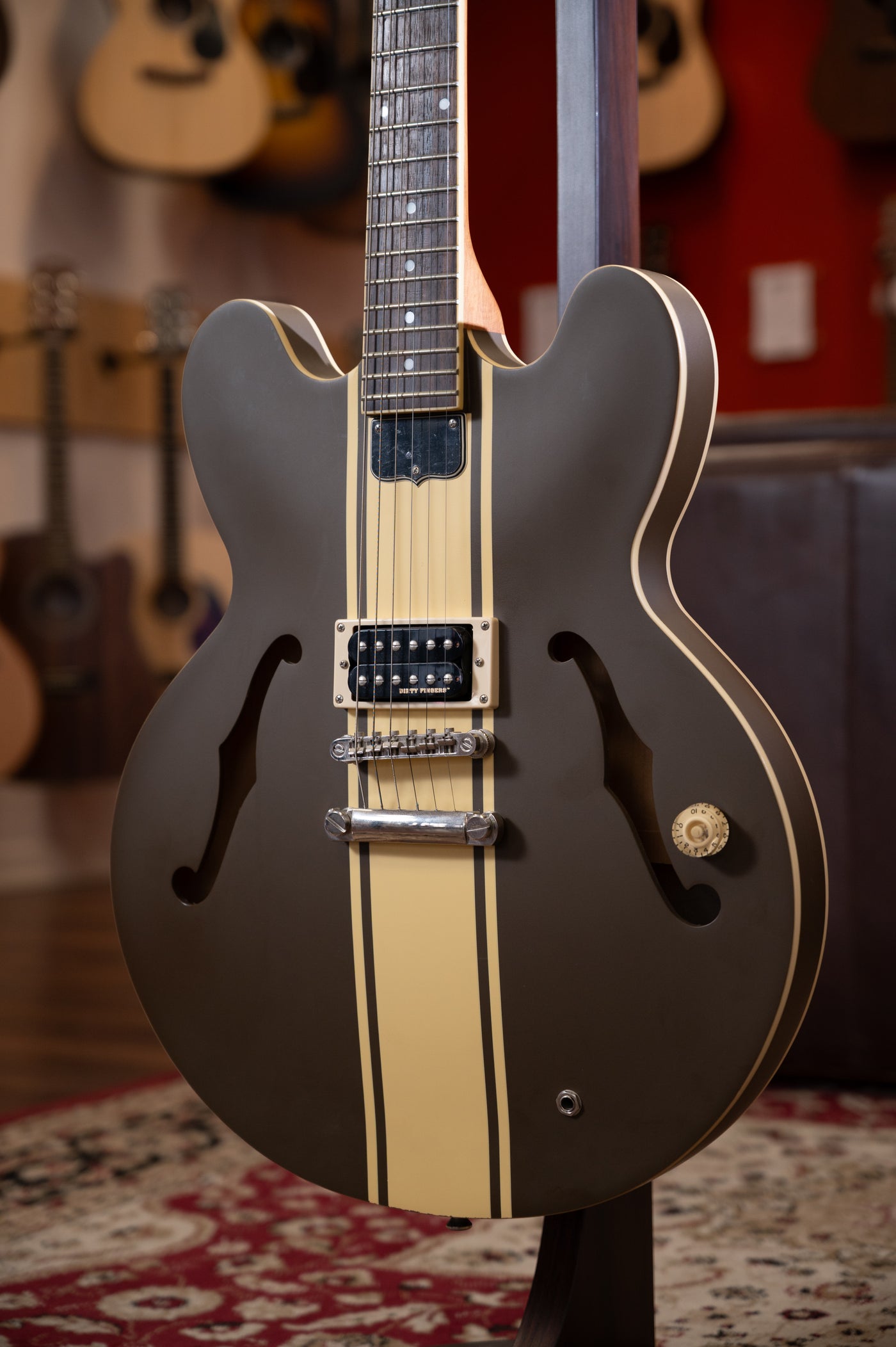 PRE-OWNED - Epiphone Tom Delonge ES-333