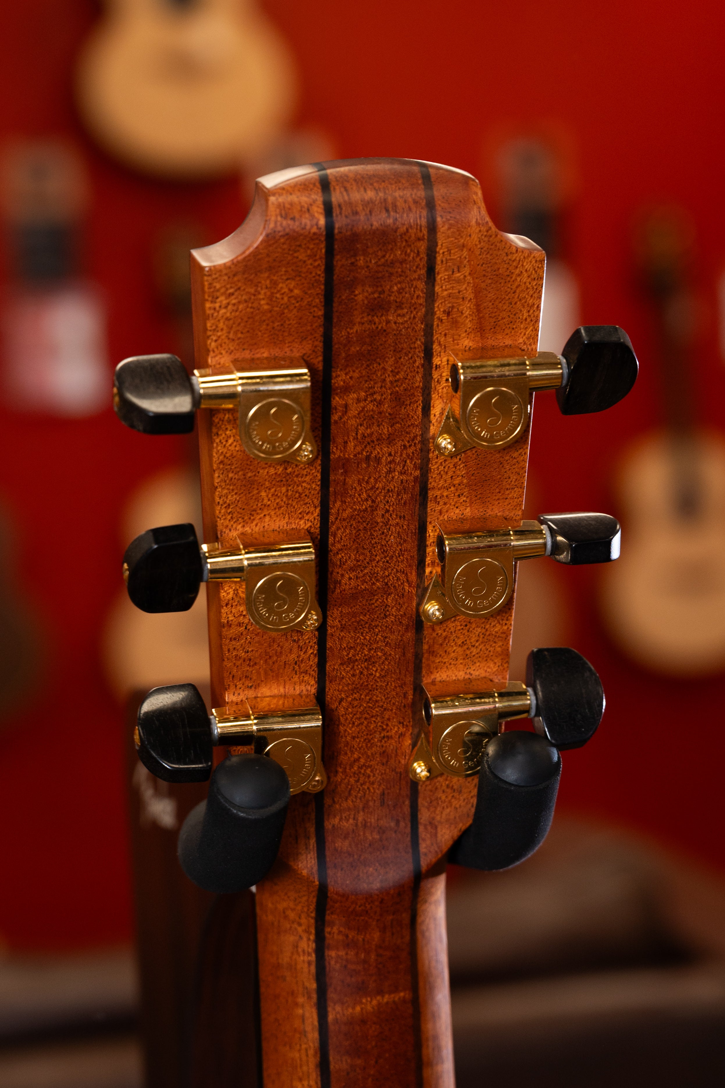 PRE-OWNED - Lowden F-23