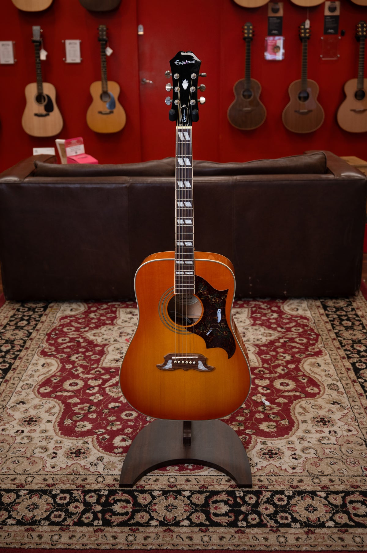 PRE-OWNED - Epiphone Dove Pro