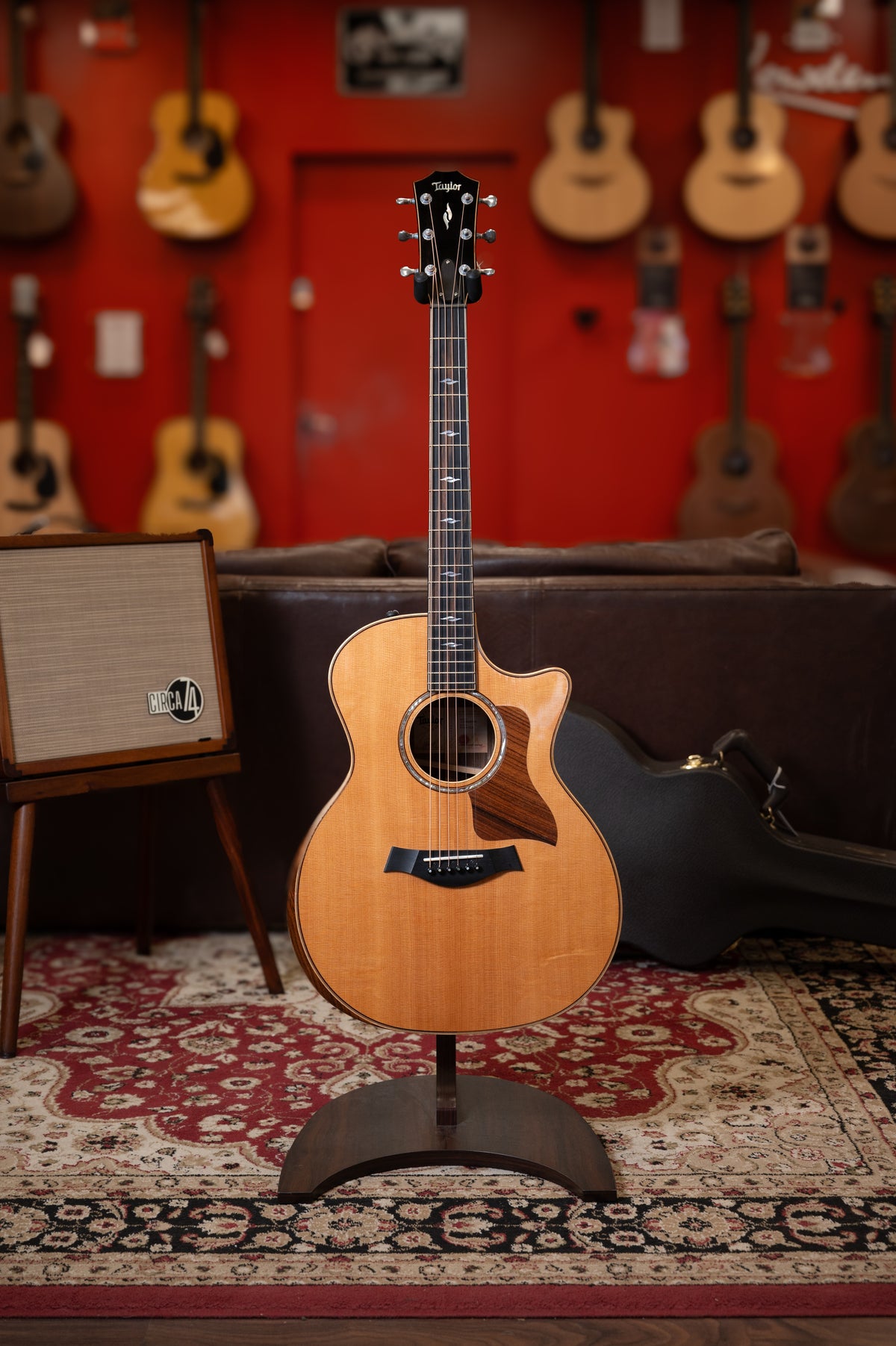 PRE-OWNED - Taylor - 814ce DLX