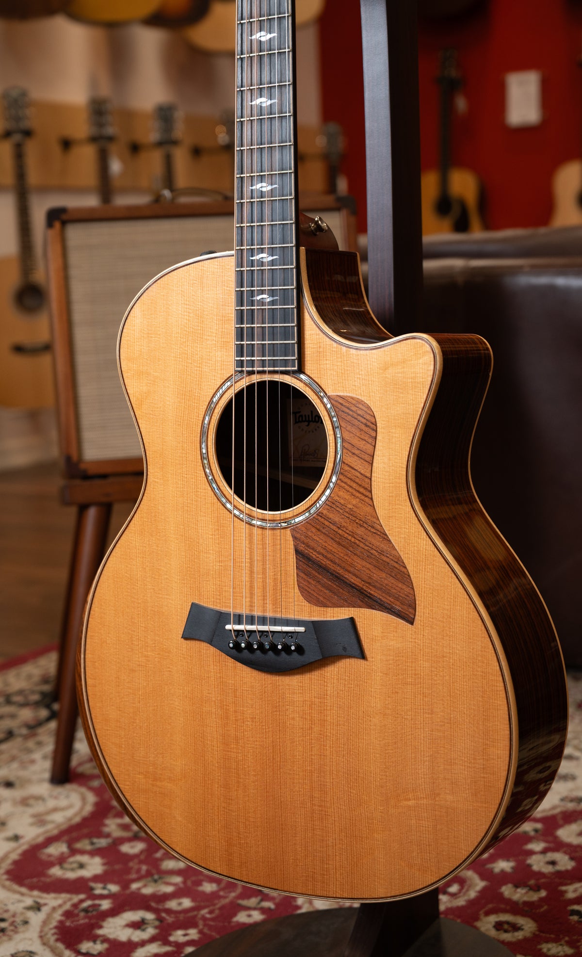 PRE-OWNED - Taylor - 814ce DLX