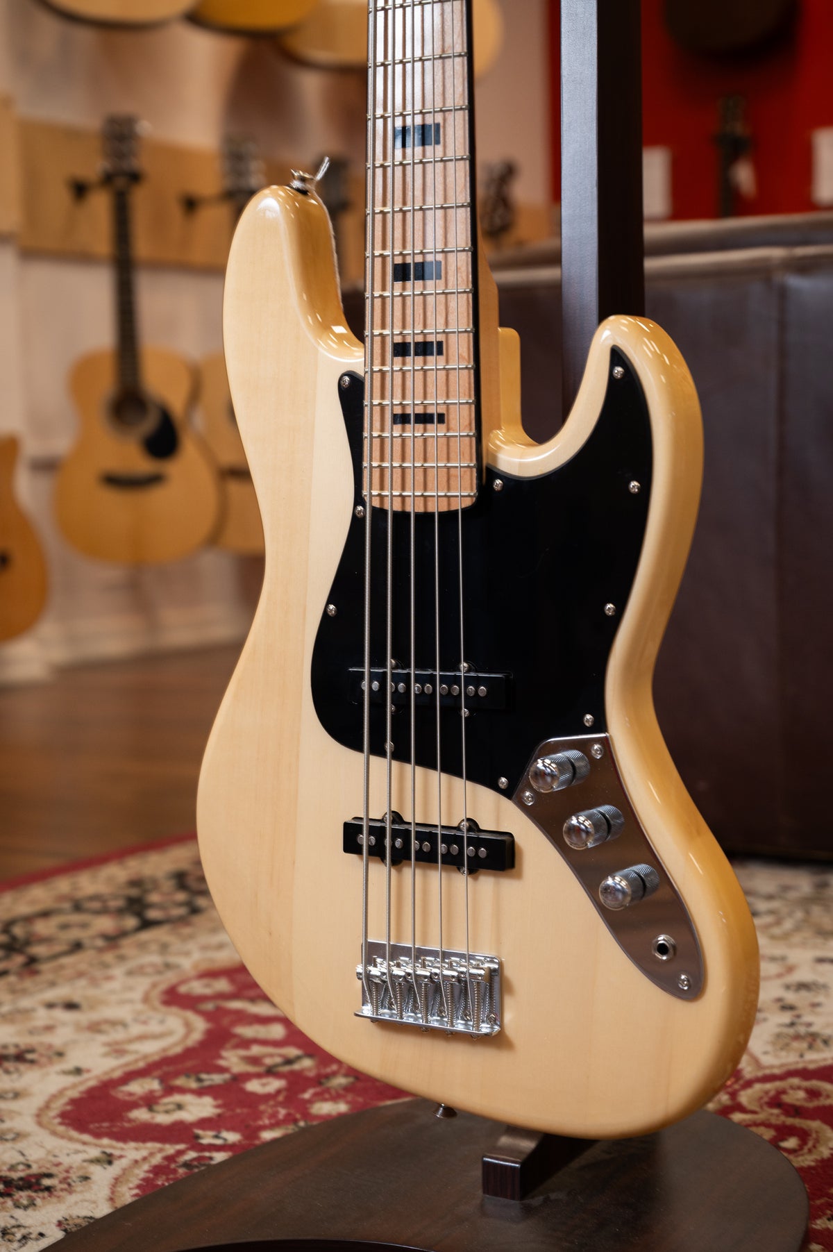 PRE-OWNED - Arrow Jazz Bass 5 String - Natural