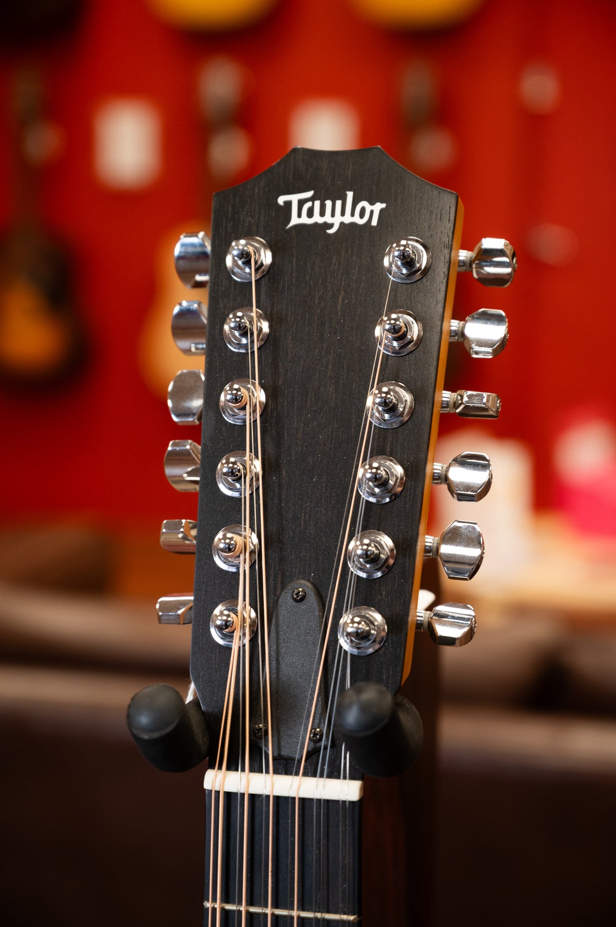 PRE-OWNED - Taylor - 150e 12 string