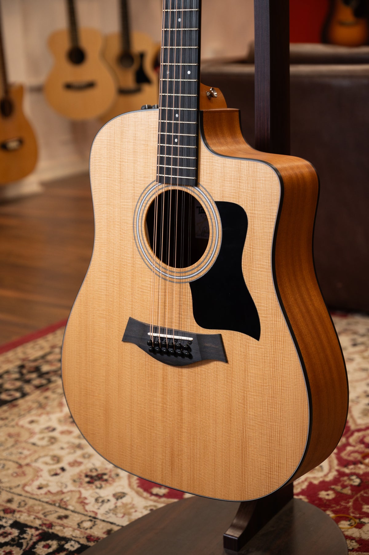 PRE-OWNED - Taylor - 150e 12 string
