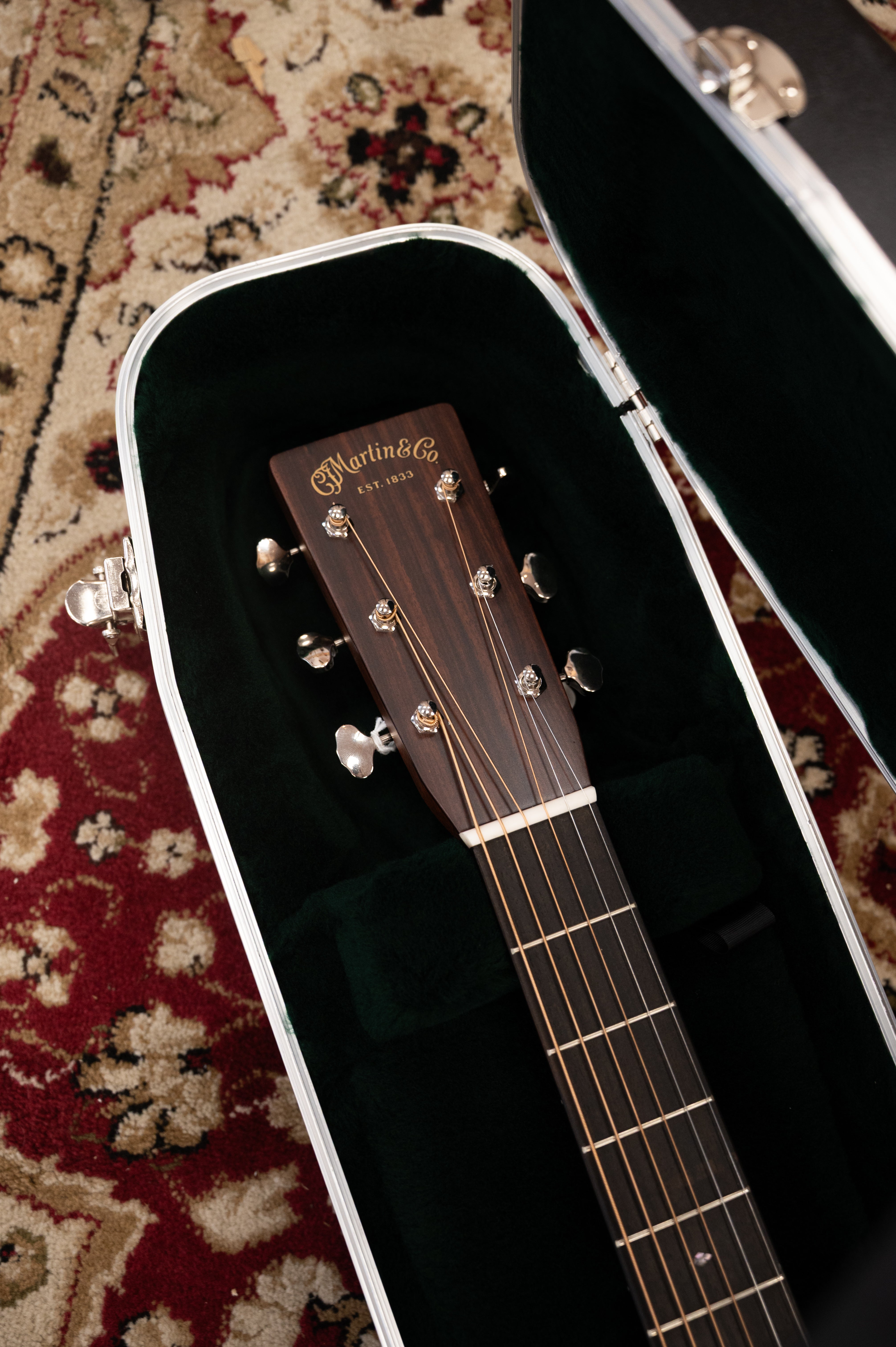 Martin OM-28E with LR Baggs