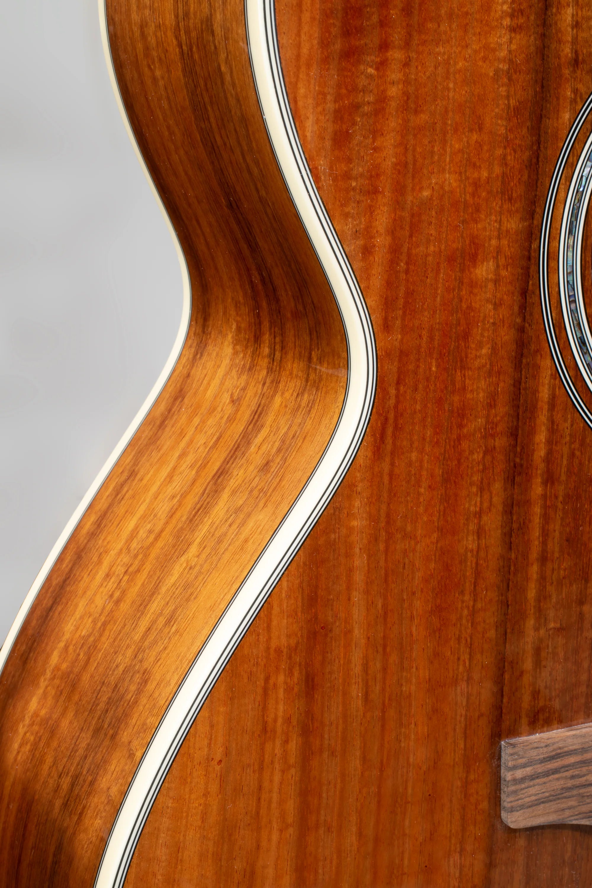 Takamine GN77KCE Hawaiian Koa