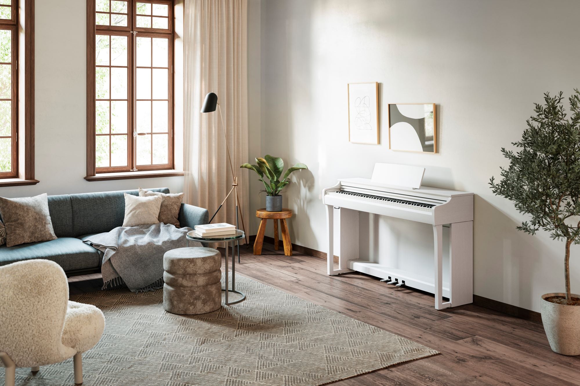 Yamaha CLP-825W Clavinova Digital Piano