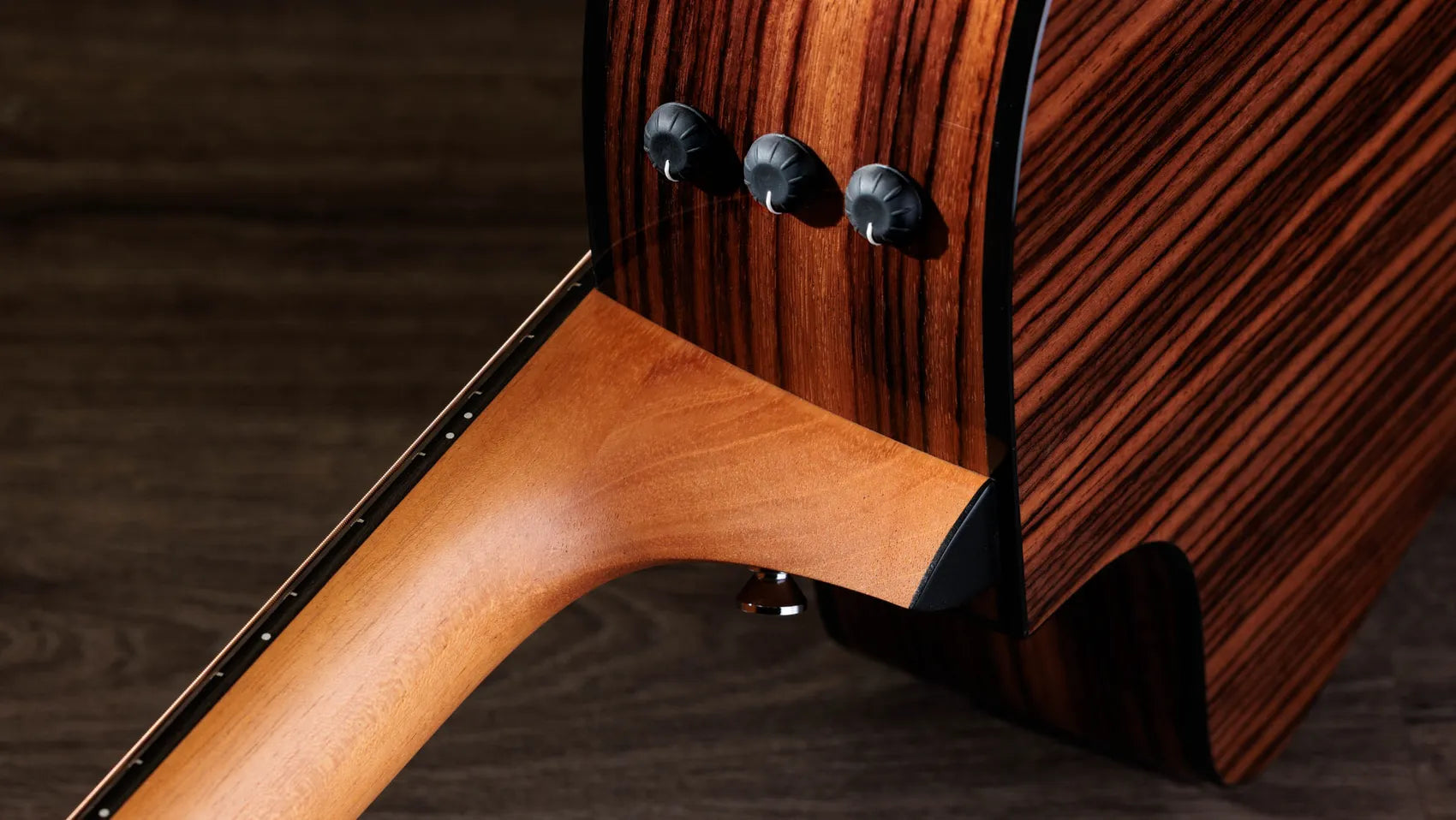 Taylor 214ce Plus